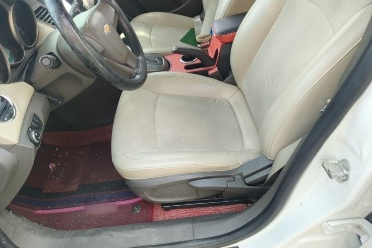 Used Chevrolet Cruze 2015 1.5L Classic SE AT Left Front Seat