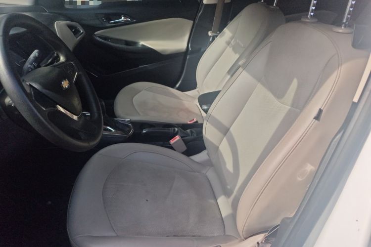 Used Chevrolet Cruze 2015 1.5L Automatic Luxury Edition Left Front Seat
