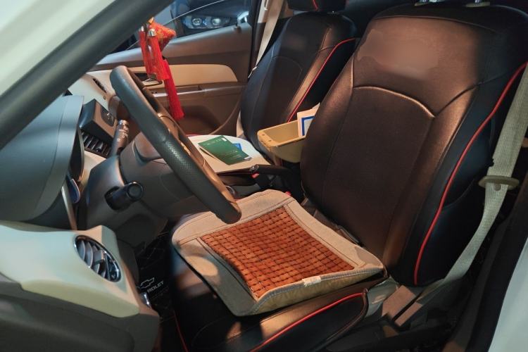 Used Chevrolet Cruze 2015 1.5L Classic SE AT Left Front Seat