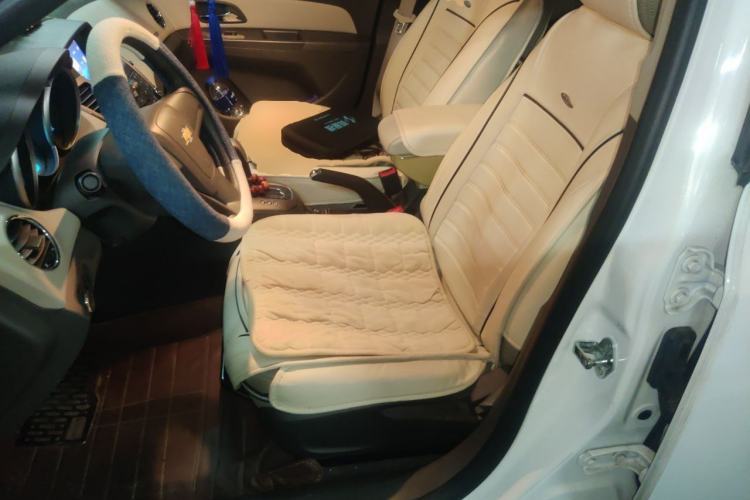 Used Chevrolet Cruze 2015 1.5L Classic SE AT Left Front Seat