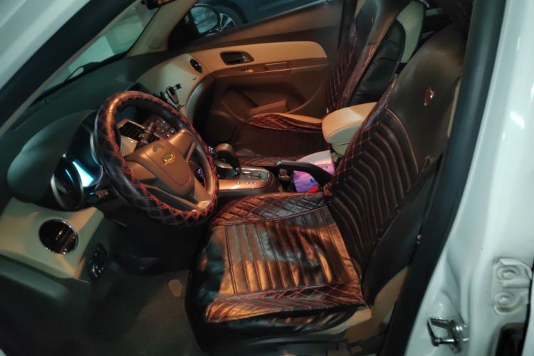 Used Chevrolet Cruze 2015 1.5L Classic SE AT Left Front Seat