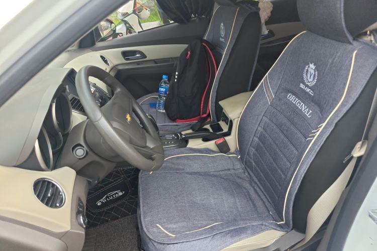 Used Chevrolet Cruze 2015 1.5L Classic SE AT Left Front Seat