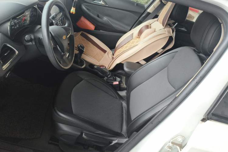 Used Chevrolet Cruze 2015 1.5L Manual Elite Edition Left Front Seat
