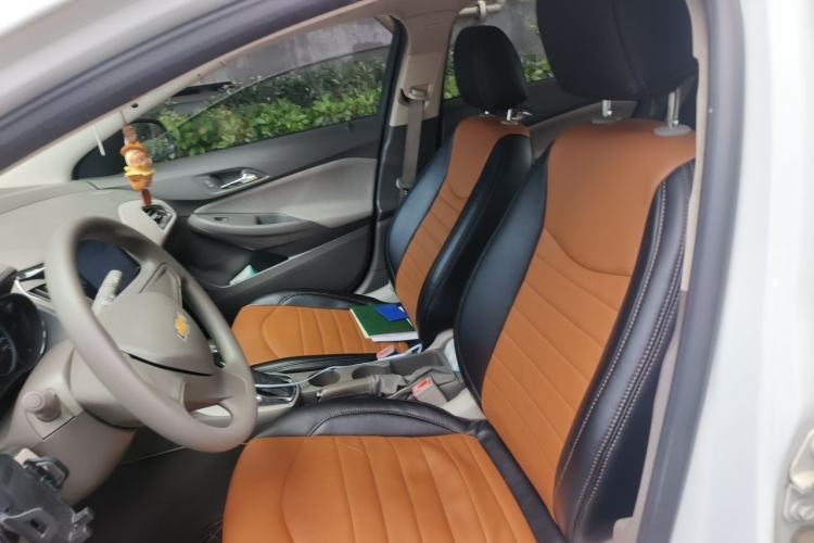 Used Chevrolet Cruze 2015 1.5L Automatic Fashion Navigation Edition Left Front Seat