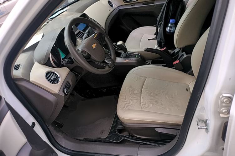 Used Chevrolet Cruze 2015 1.5L Classic SE AT Left Front Seat