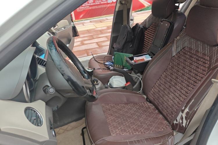 Used Chevrolet Cruze 2015 1.5L Classic SL MT Left Front Seat
