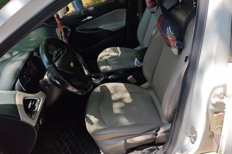 Used Chevrolet Cruze 2015 1.5L Automatic Luxury Edition Left Front Seat