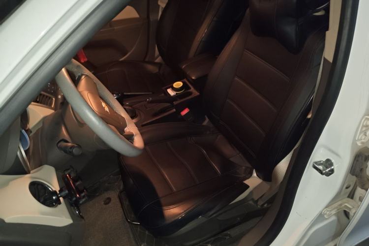 Used Chevrolet Cruze 2015 1.5L Classic SL MT Left Front Seat