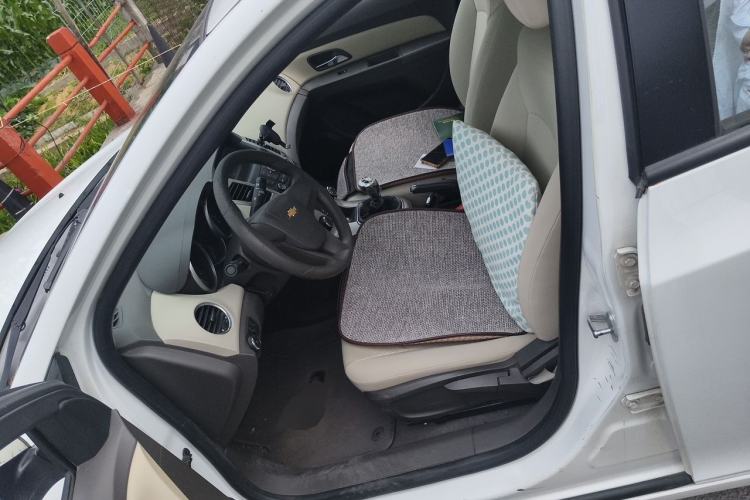 Used Chevrolet Cruze 2015 1.5L Classic SL MT Left Front Seat