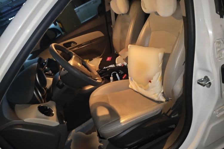 Used Chevrolet Cruze 2015 1.5L Classic SE AT Left Front Seat