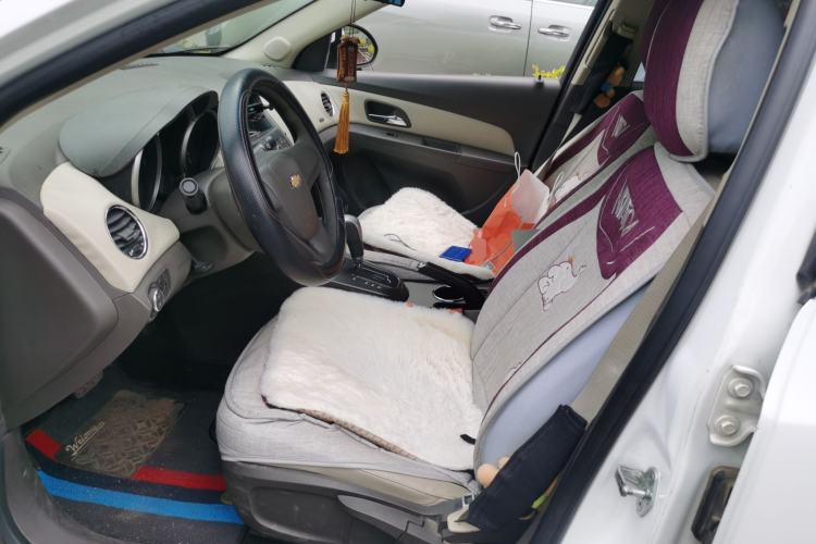 Used Chevrolet Cruze 2015 1.5L Classic SE AT Left Front Seat