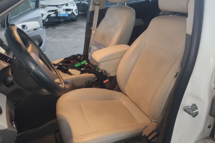 Used Chevrolet Cruze 2015 1.5L Classic SE AT Left Front Seat