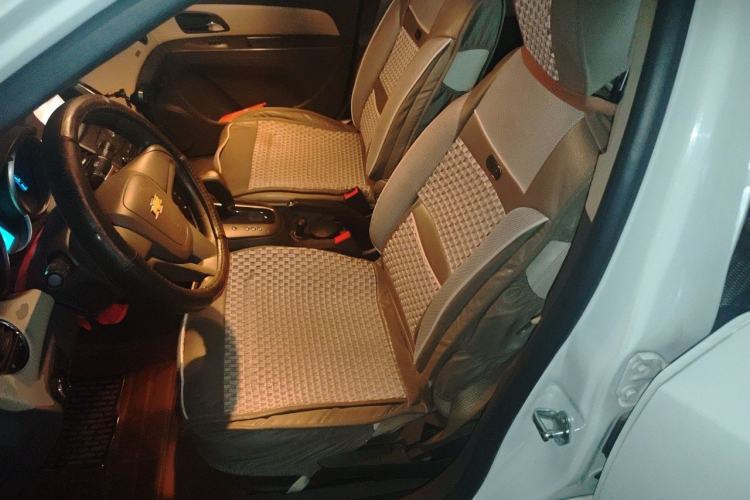 Used Chevrolet Cruze 2015 1.5L Classic SE AT Left Front Seat