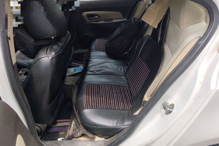 Used Chevrolet Cruze 2015 1.5L Classic SE MT Left Rear Seat
