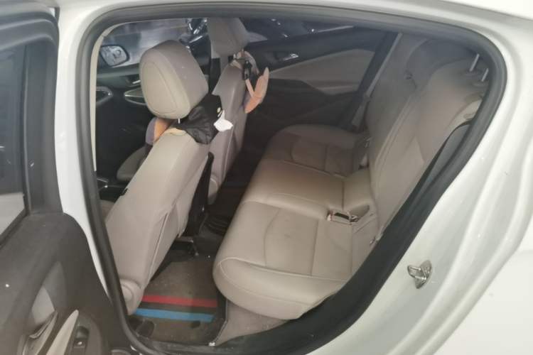 Used Chevrolet Cruze 2015 1.5L Automatic Luxury Edition Left Rear Seat