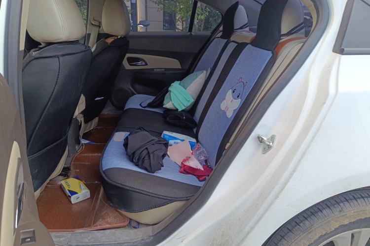 Used Chevrolet Cruze 2015 1.5L Classic SL MT Left Rear Seat