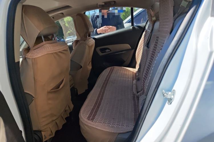 Used Chevrolet Cruze 2015 1.5L Classic SE AT Left Rear Seat