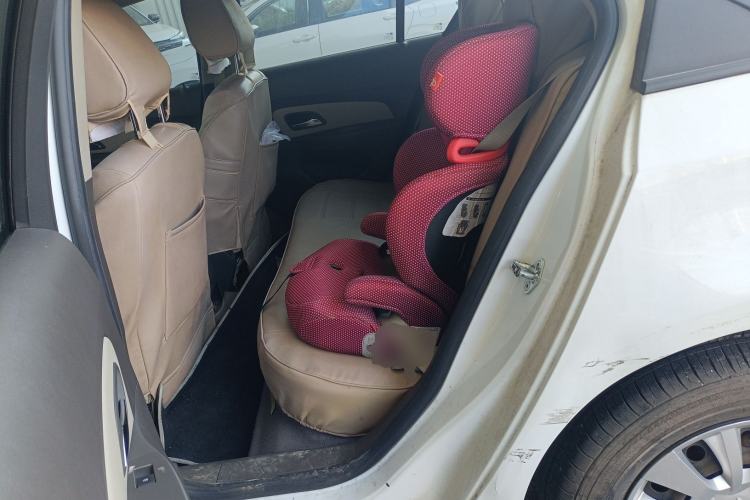 Used Chevrolet Cruze 2015 1.5L Classic SL MT Left Rear Seat