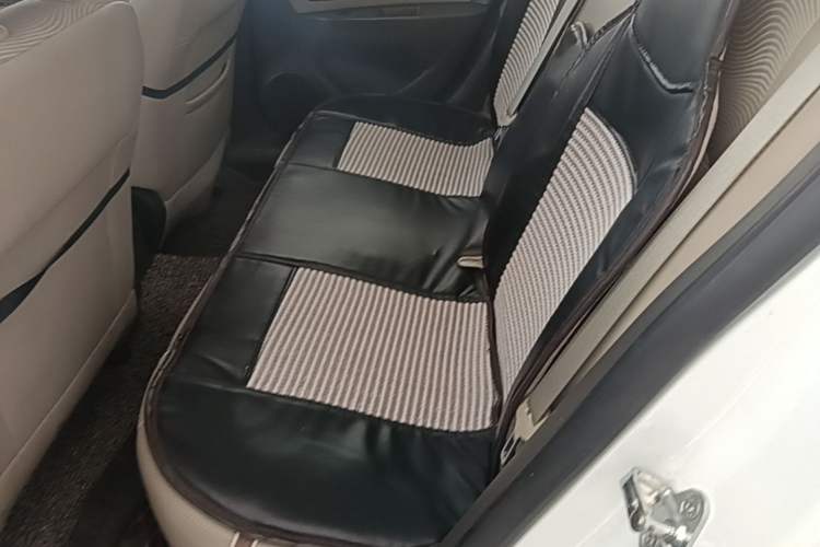 Used Chevrolet Cruze 2015 1.5L Classic SE MT Left Rear Seat