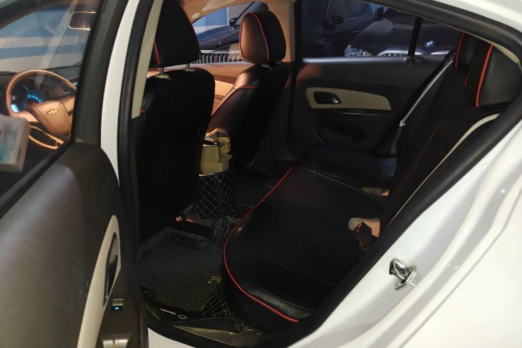 Used Chevrolet Cruze 2015 1.5L Classic SE AT Left Rear Seat