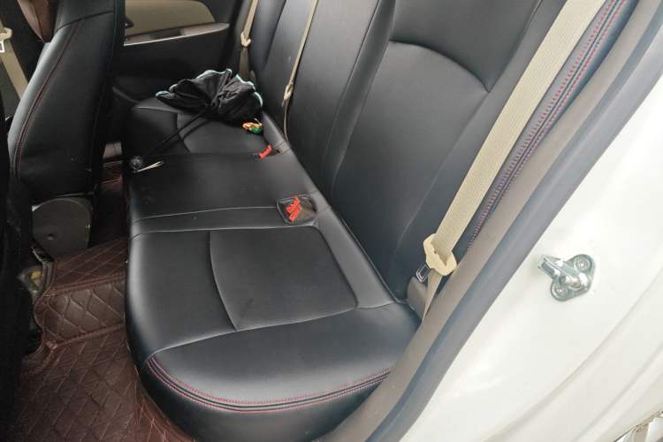 Used Chevrolet Cruze 2015 1.5L Classic SE MT Left Rear Seat