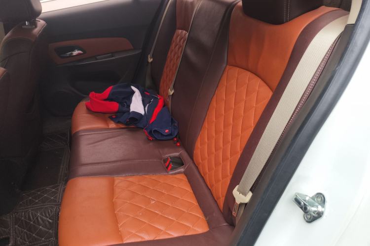 Used Chevrolet Cruze 2015 1.5L Classic SE MT Left Rear Seat
