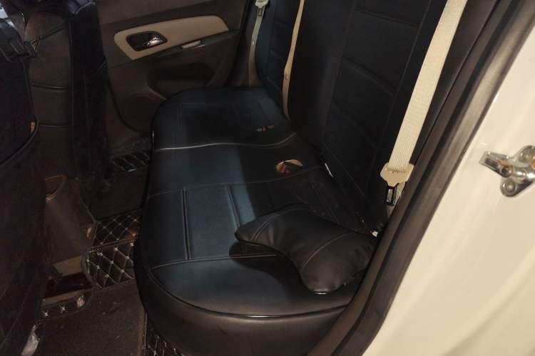 Used Chevrolet Cruze 2015 1.5L Classic SE AT Left Rear Seat