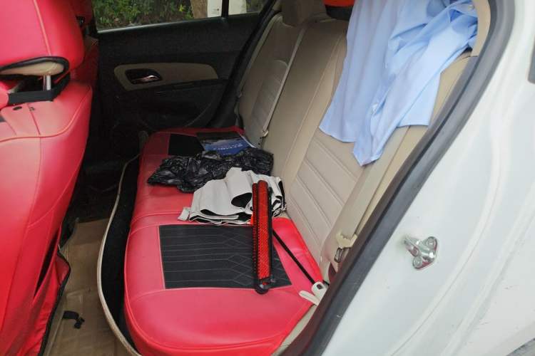 Used Chevrolet Cruze 2015 1.5L Classic SE MT Left Rear Seat