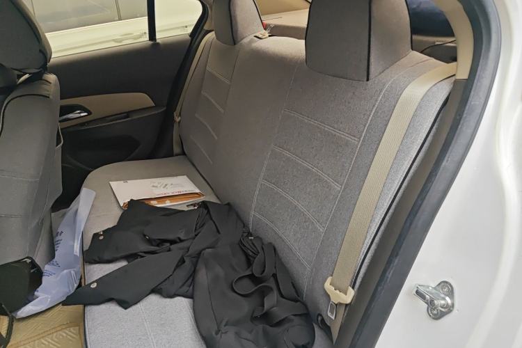 Used Chevrolet Cruze 2015 1.5L Classic SL MT Left Rear Seat