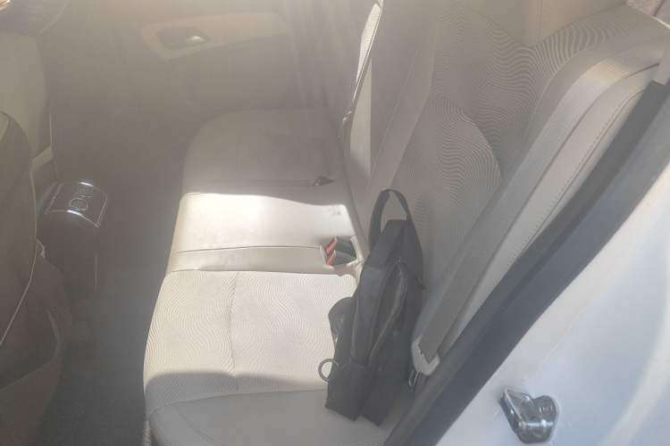 Used Chevrolet Cruze 2015 1.5L Classic SE AT Left Rear Seat