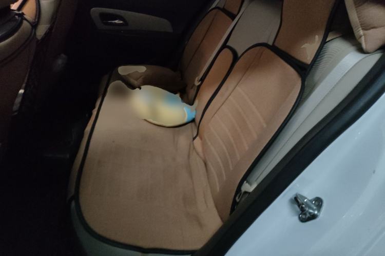 Used Chevrolet Cruze 2015 1.5L Classic SE MT Left Rear Seat