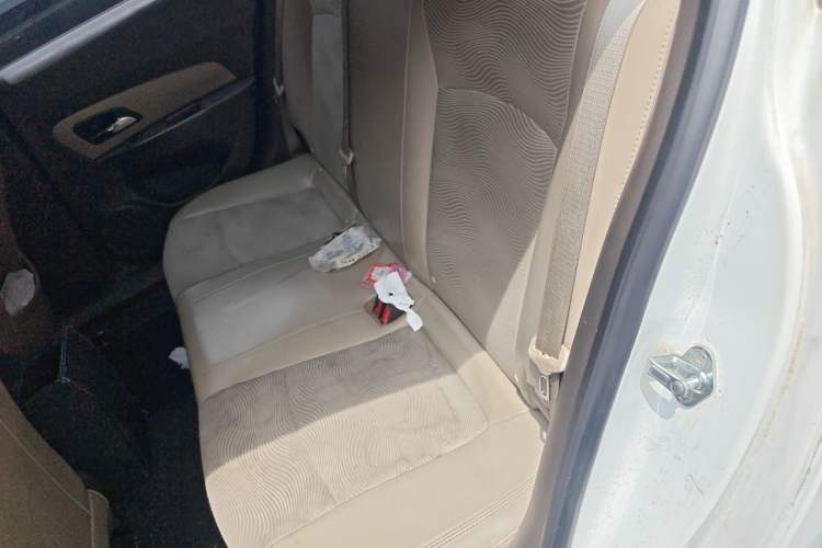 Used Chevrolet Cruze 2015 1.5L Classic SE MT Left Rear Seat