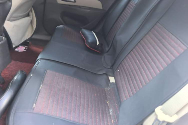 Used Chevrolet Cruze 2015 1.5L Classic SE MT Left Rear Seat