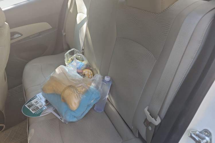 Used Chevrolet Cruze 2015 1.5L Classic SE MT Left Rear Seat