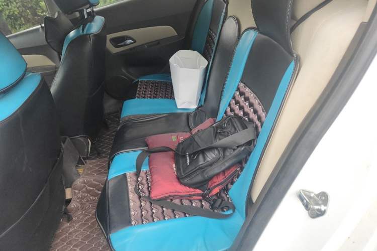 Used Chevrolet Cruze 2015 1.5L Classic SL MT Left Rear Seat