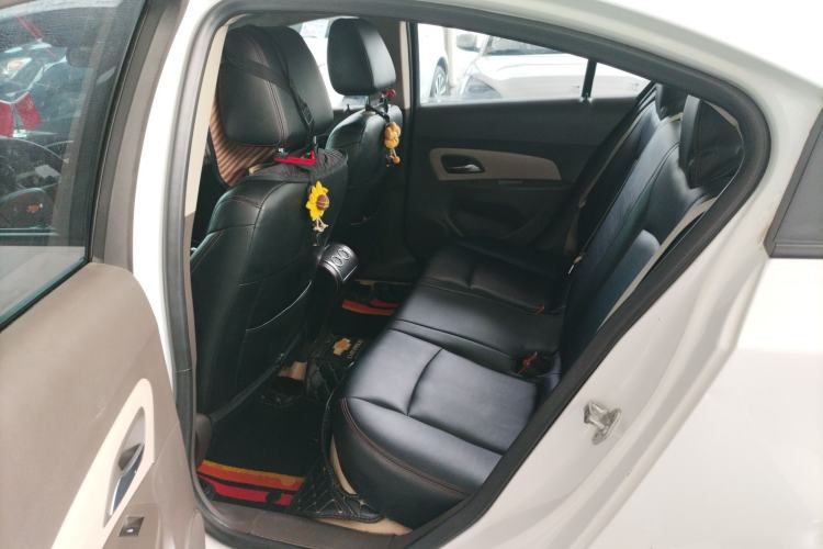 Used Chevrolet Cruze 2015 1.5L Classic SL MT Left Rear Seat