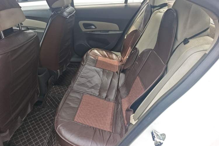 Used Chevrolet Cruze 2015 1.5L Classic SL MT Left Rear Seat
