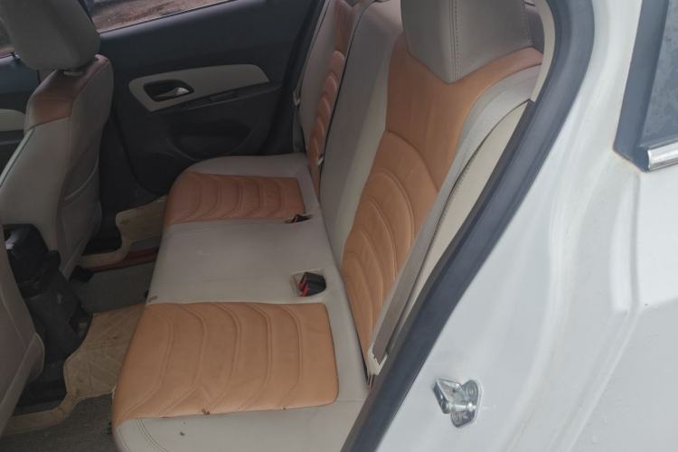 Used Chevrolet Cruze 2015 1.5L Classic SE AT Left Rear Seat