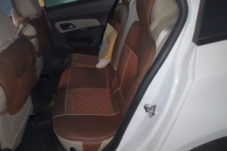 Used Chevrolet Cruze 2015 1.5L Classic SE AT Left Rear Seat