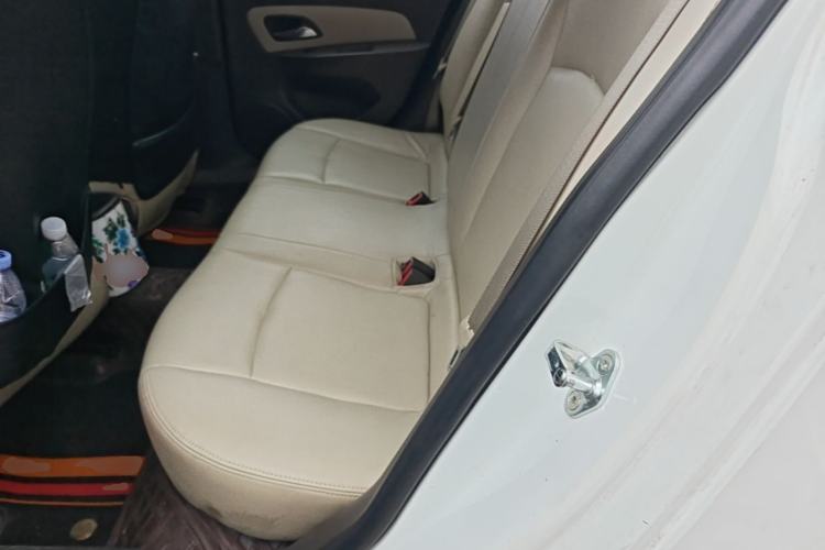 Used Chevrolet Cruze 2015 1.5L Classic SE AT Left Rear Seat