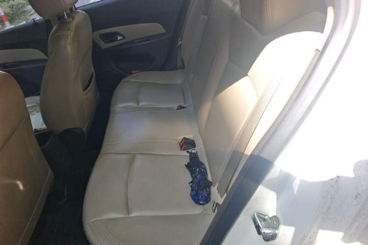 Used Chevrolet Cruze 2015 1.5L Classic SL MT Left Rear Seat