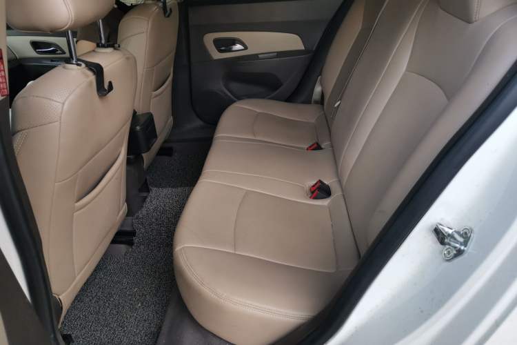 Used Chevrolet Cruze 2015 1.5L Classic SL MT Left Rear Seat