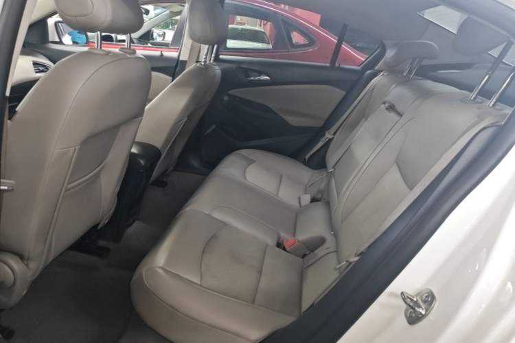 Used Chevrolet Cruze 2015 1.5L Automatic Luxury Edition Left Rear Seat