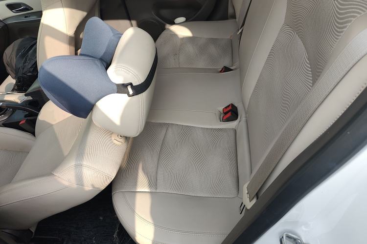 Used Chevrolet Cruze 2015 1.5L Classic SE MT Left Rear Seat