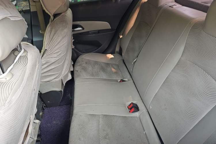 Used Chevrolet Cruze 2015 1.5L Classic SE AT Left Rear Seat