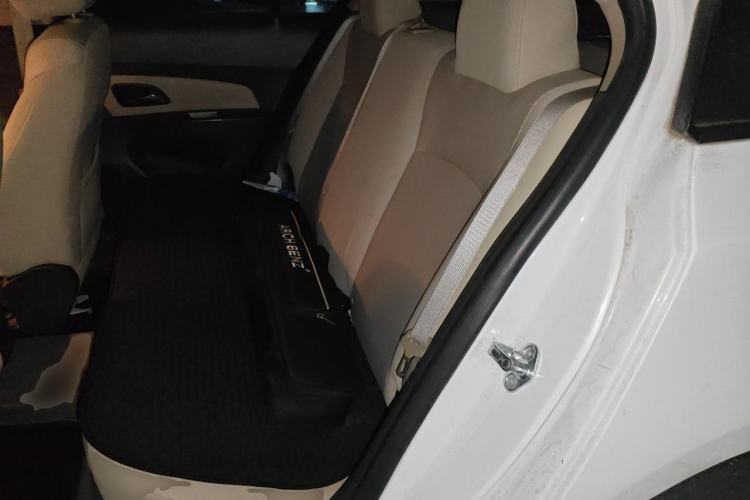 Used Chevrolet Cruze 2015 1.5L Classic SL MT Left Rear Seat