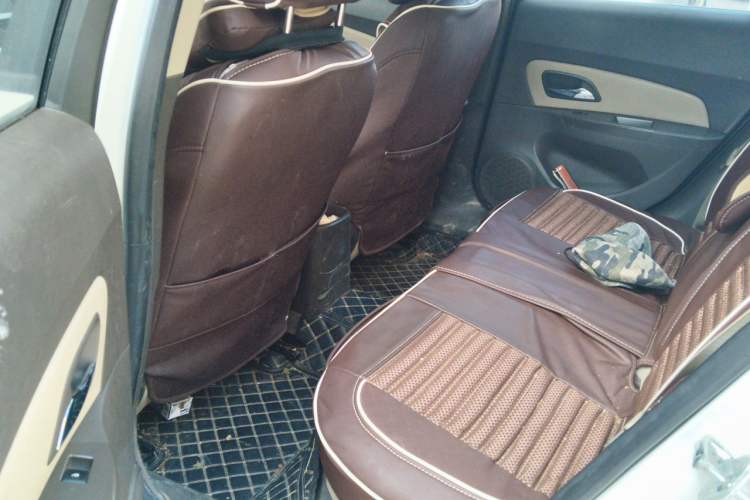 Used Chevrolet Cruze 2015 1.5L Classic SL MT Left Rear Seat