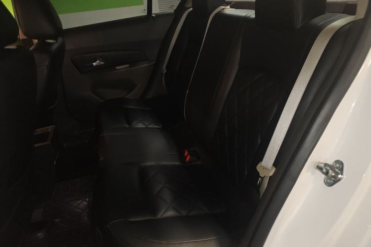 Used Chevrolet Cruze 2015 1.5L Classic SE AT Left Rear Seat