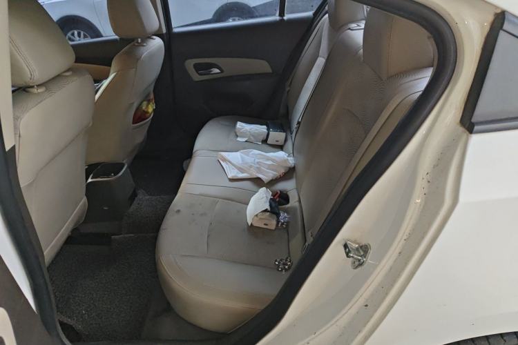 Used Chevrolet Cruze 2015 1.5L Classic SE AT Left Rear Seat