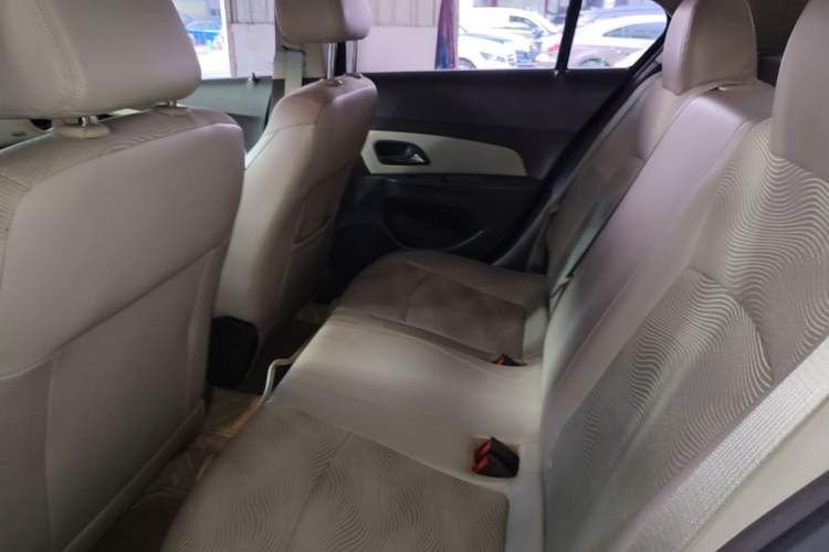 Used Chevrolet Cruze 2015 1.5L Classic SE MT Left Rear Seat